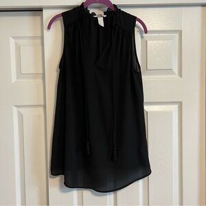 H & M maternity top. Black. S.